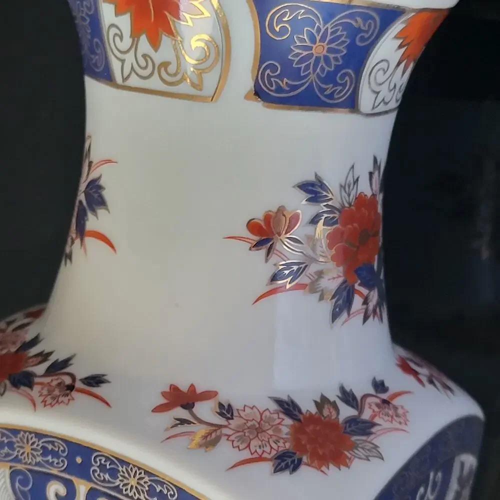 Imari Japanese Temple Vase – 10